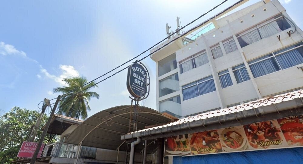 Отель Blue Sky 2*